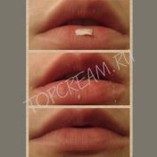 Скраб для губ TONY MOLY Kiss Kiss Lip Scrub - вид 3 миниатюра