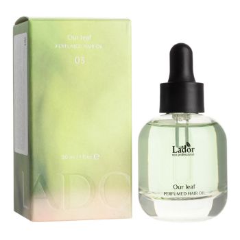 Увлажняющее парфюмированное масло для сухих и повреждённых волос LADOR Perfumed Hair Oil 03 Our Leaf 30 ml Увлажняющее парфюмированное масло для сухих и повреждённых волос LADOR Perfumed Hair Oil 03 Our Leaf 30 ml