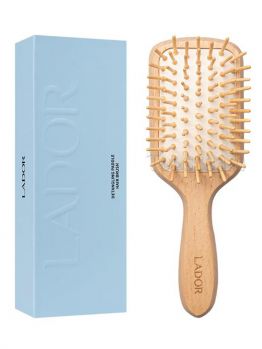 Расческа для распутывания волос с деревянными зубчиками LADOR Detanging Paddle Hair Brush (Wood) Расческа для распутывания волос с деревянными зубчиками LADOR Detanging Paddle Hair Brush (Wood)