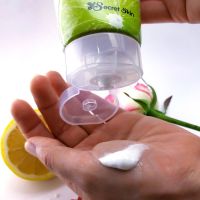 Пенка для умывания с экстрактом лайма SECRET SKIN Lime Fizzy Cleansing Foam - вид 2 миниатюра