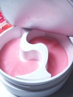 Осветляющие тканевые патчи для кожи под глазами PETITFEE Pink Vita Brightening Eye Mask - вид 4 миниатюра