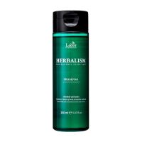 Успокаивающий шампунь с травяными экстрактами против выпадения волос 150 мл LADOR Herbalism Shampoo 150ml