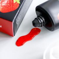 Маска-пленка для носа с экстрактом клубники FARMSTAY Real Strawberry Peel-Off Nose Pack - вид 1 миниатюра