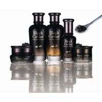 Эссенция против морщин с экстрактом черной икры HOLIKA HOLIKA Black Caviar Anti-Wrinkle Royal Essence - вид 2 миниатюра