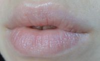 Увлажняющие бальзамы-макаруны для губ IT`S SKIN MACARON lip balm - вид 2 миниатюра